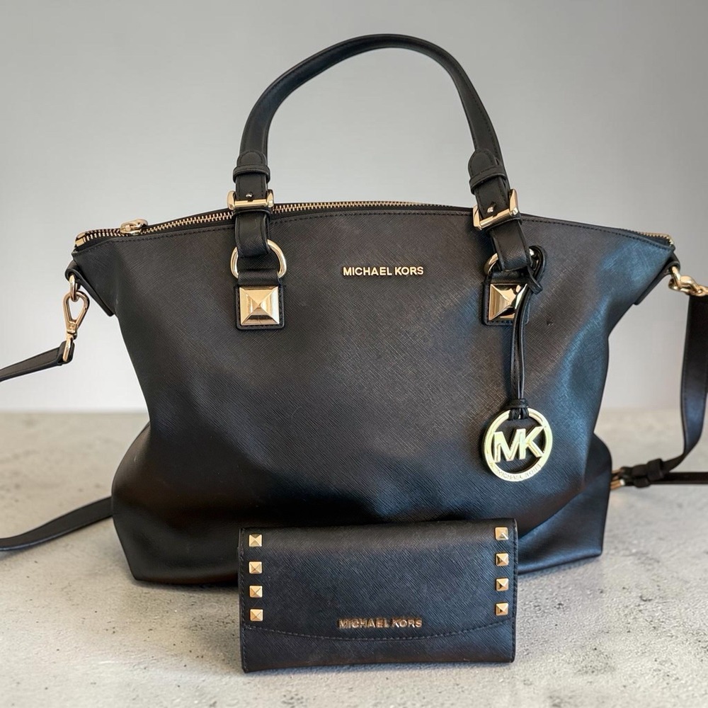 Michael Kors Karla‎ Large Saffiano Leather Tote Black Shoulder Bag  w/ Wallet